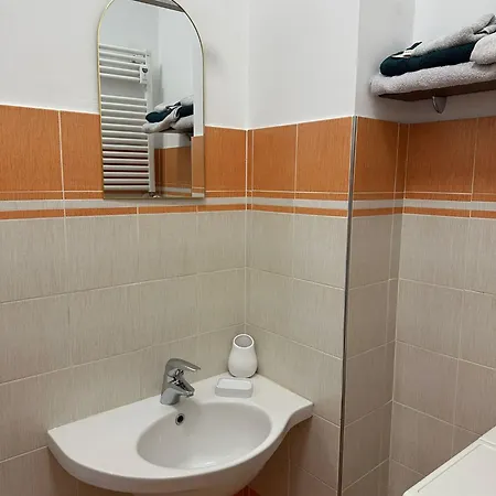 Ca Vascello- Terrazza Panoramica In Centro Διαμέρισμα Άστι